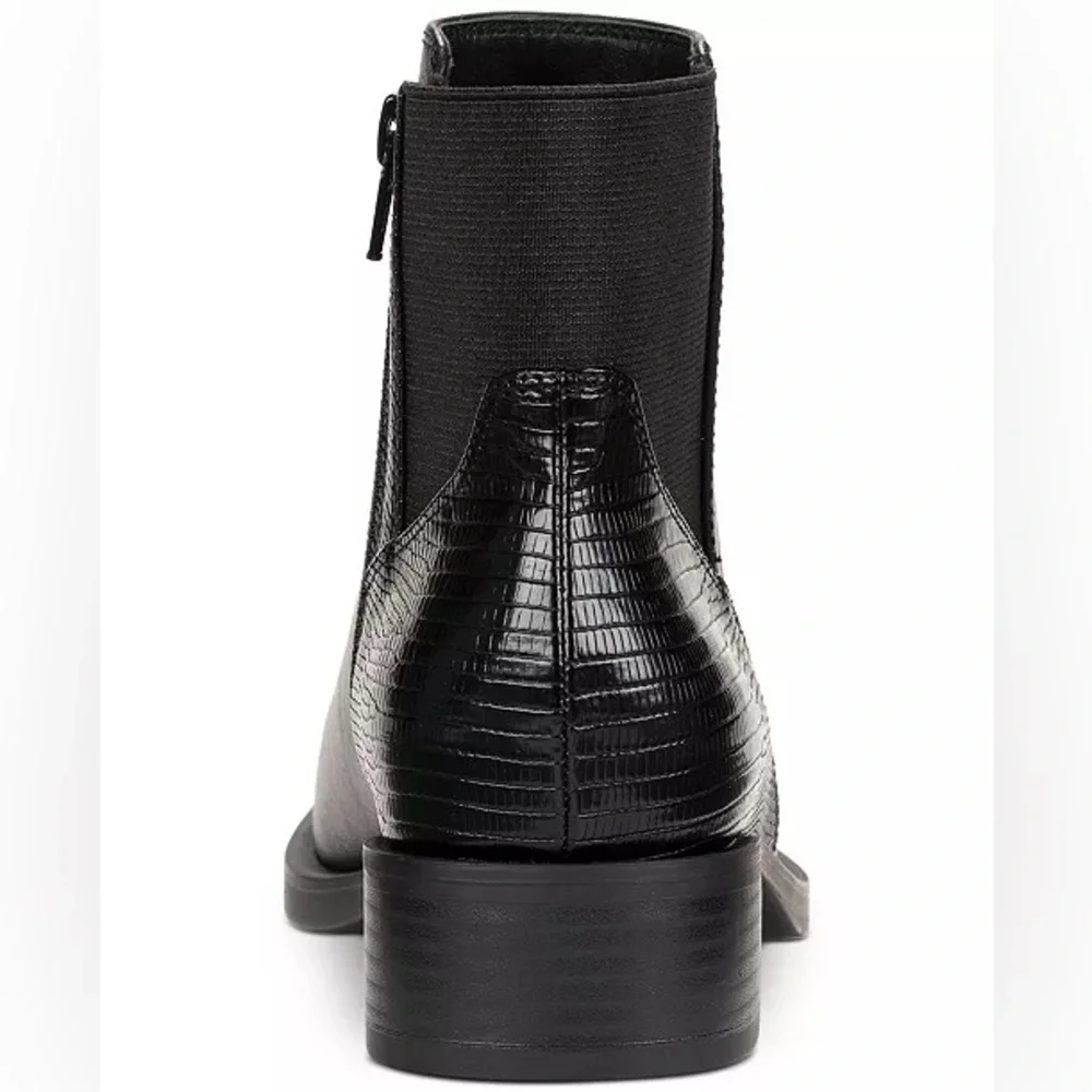 Style & Co
Women's Edwinaa Gore Booties BRAND NEW IN BOX‼️ Size 8M Color Black - Picture 3 of 16
